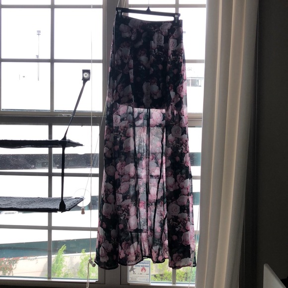 Show Me Your Mumu Lace Crop Top and Maxi Skirt - Picture 5 of 5